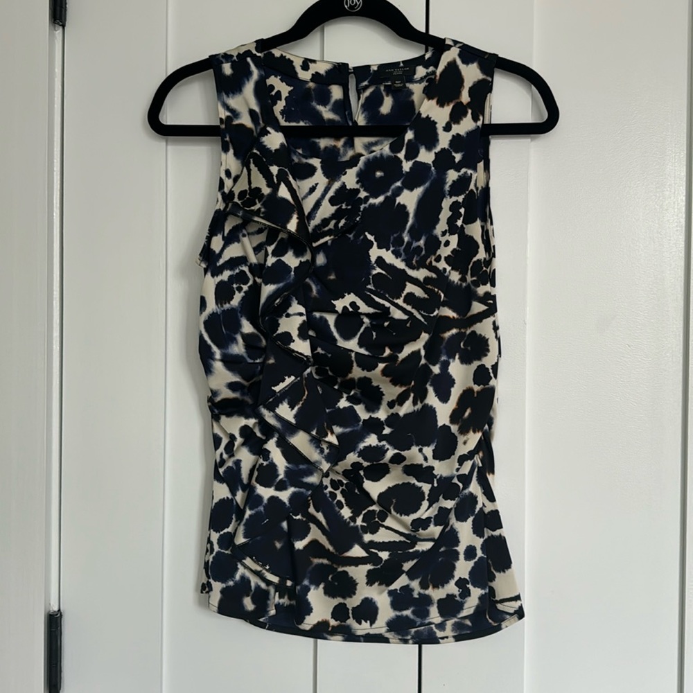 Ann Taylor shell